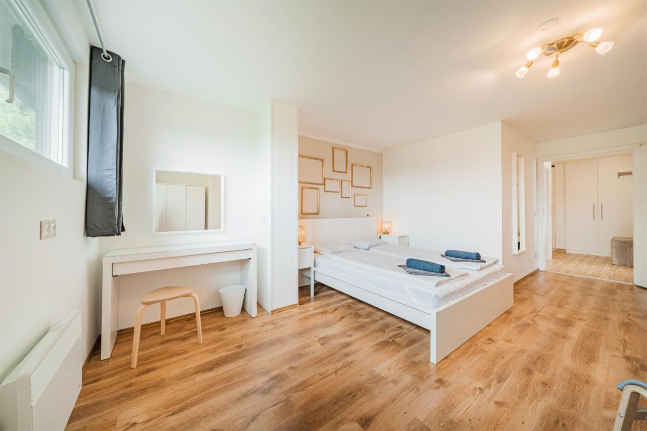 Panorama-Apartments In Unmittelbarer See-Nahe Schiefling am See Exterior foto